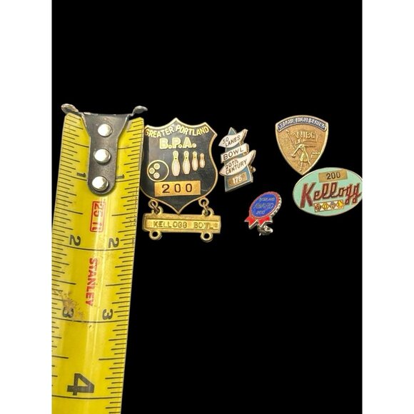 Vintage Lot of 5 Greater Portland B.P.A. 200 Kellogg Bowl Etc Bowling Lapel Pins - Picture 12 of 13